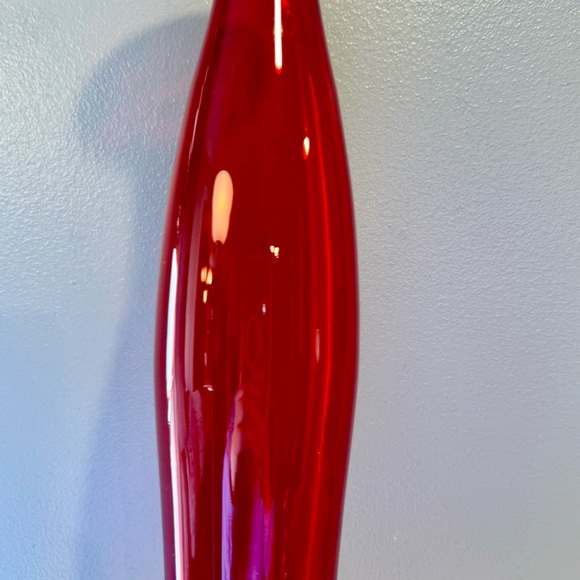 Tall art red glass curvy bottle. Approx. 19”H. Beautiful Czechoslovakian glass - Picture 4 of 13